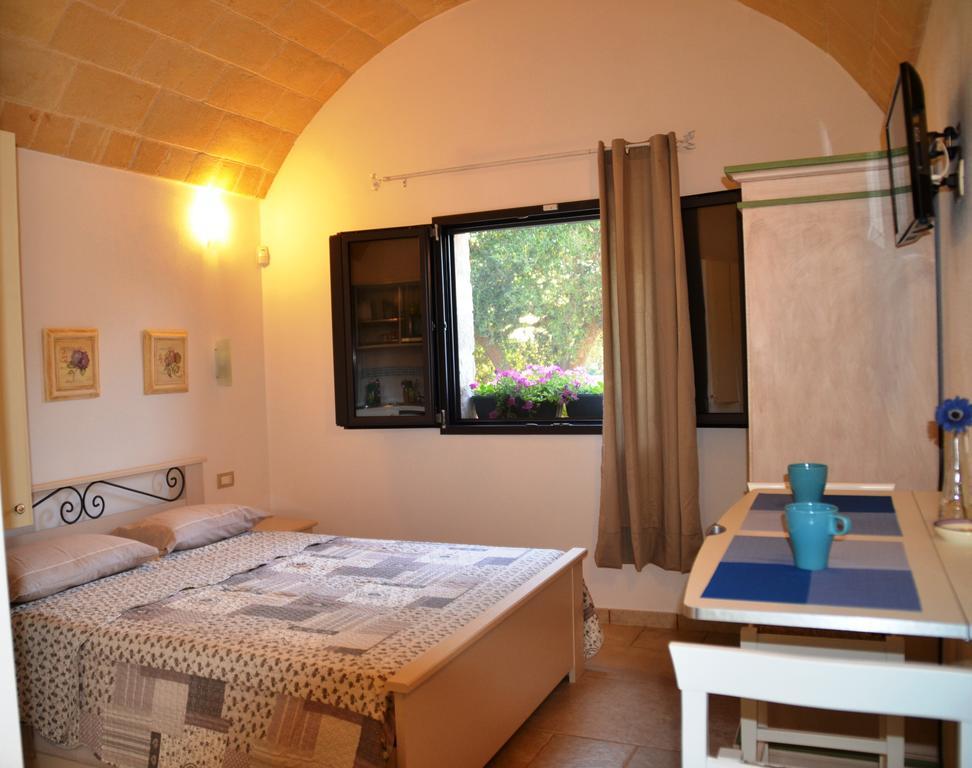 Residence Spadalunga San Michele Salentino Ruang foto